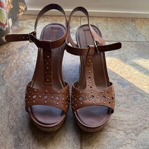 Naturalizer Brown Studded Sandals